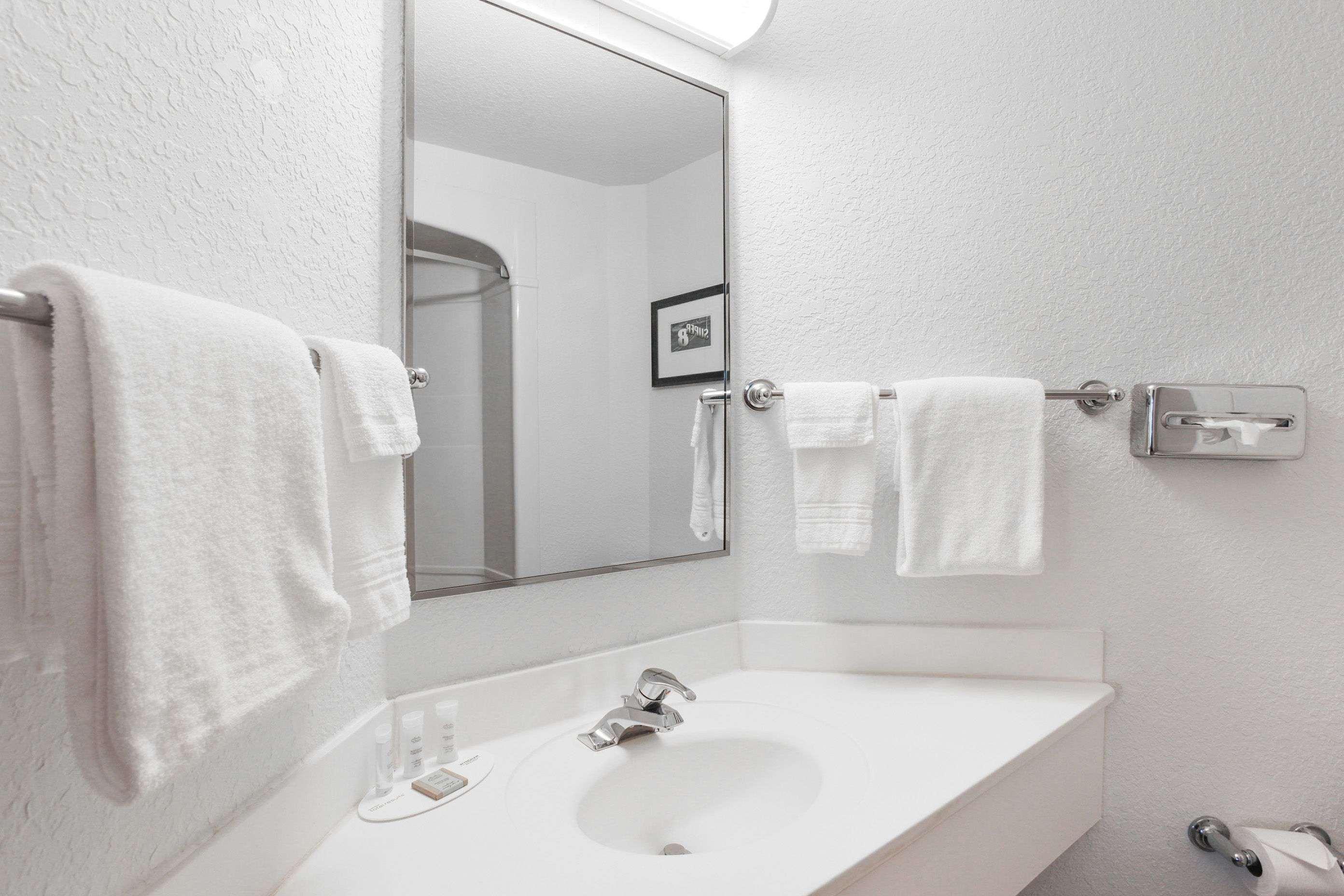 Hotel Super 8 By Wyndham Sault Ste. Marie Zewnętrze zdjęcie